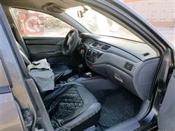 ميتسوبيشي لانسر